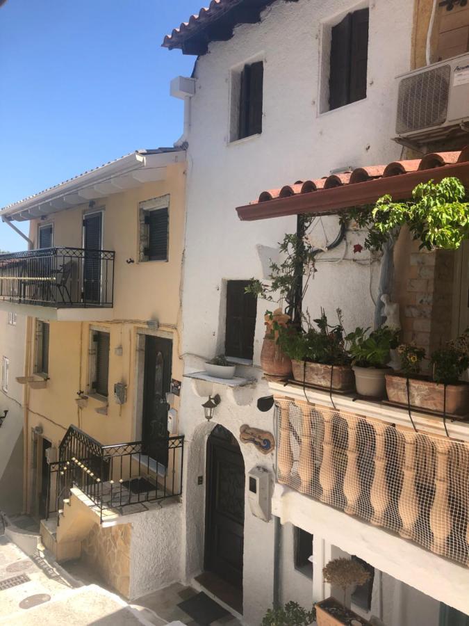 Blaue Welle Haus Lägenhet Parga Exteriör bild